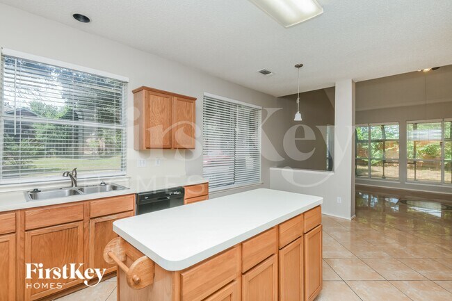 Building Photo - 6224 Bowin Dr