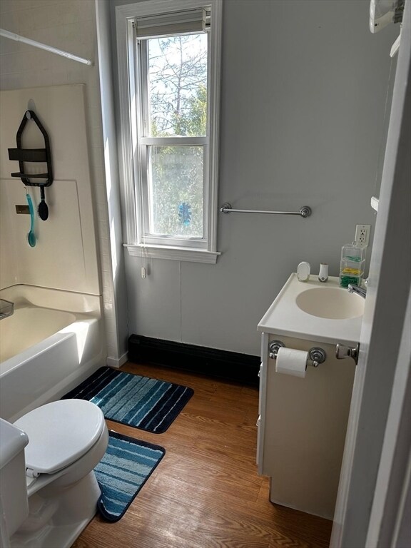 Foto del edificio - 32 Corthell Ave