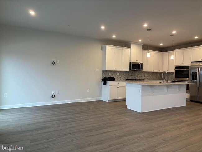 Foto del edificio - 2646 Tisbury Ln