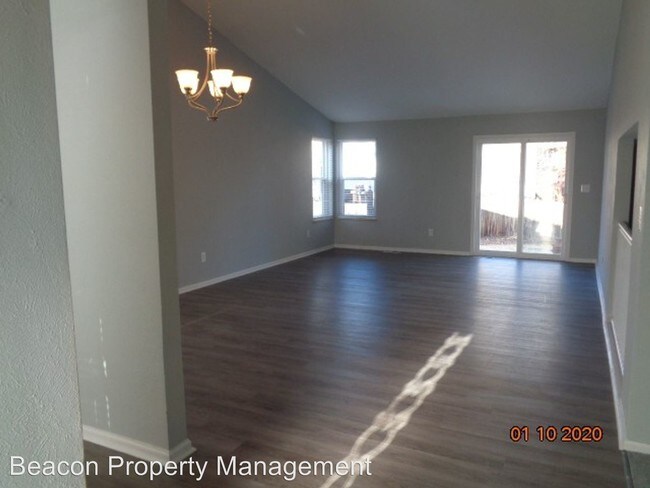 Building Photo - 3 br, 2 bath House - 7331 S. Quarry Mountain