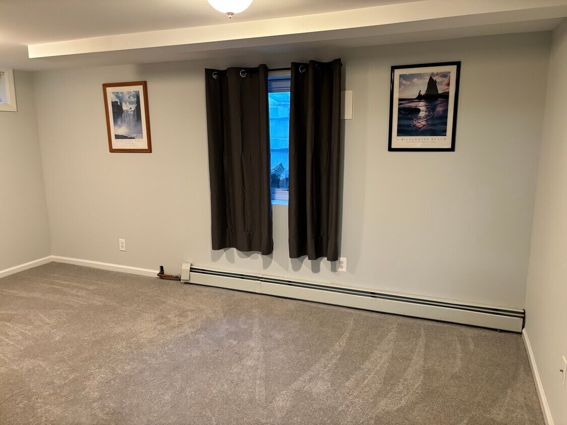 11 Marlo Ln Unit Apartment, Hauppauge, NY 11788 Apartments in