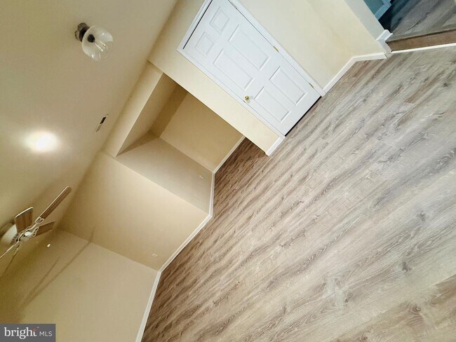 Building Photo - 2893 Myrtlewood Dr