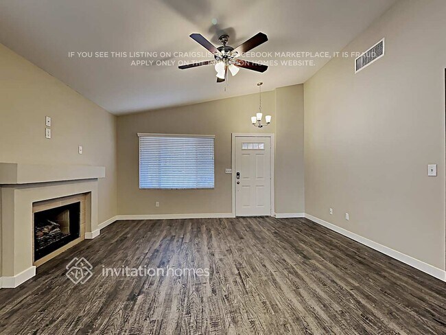 Building Photo - 616 Thornewood Pl