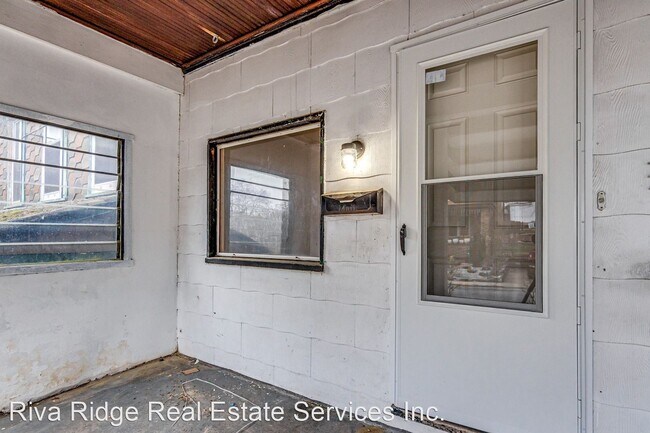 Building Photo - 2 br, 1 bath House - 134 Rochelle Street