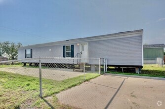 Building Photo - 204 N Toledo Ave