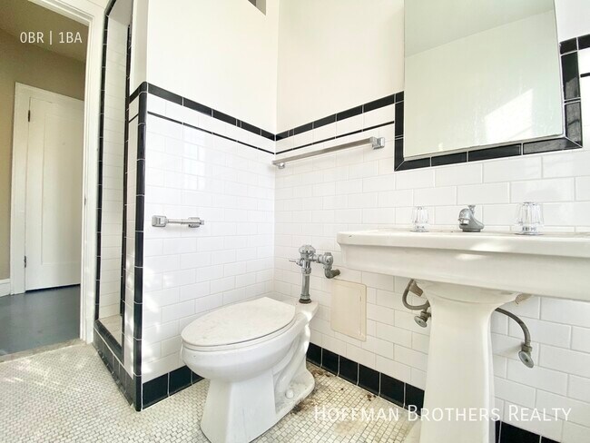 Foto del edificio - 715 Normandie Ave