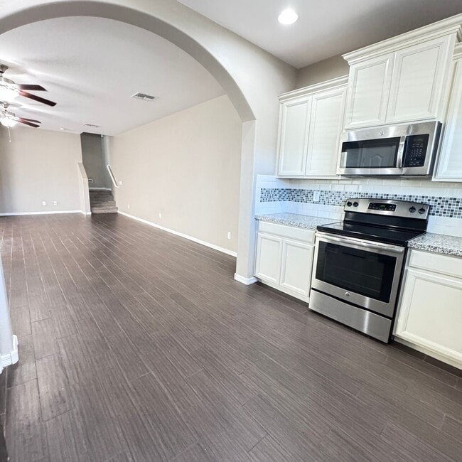 Building Photo - 3 bedroom rental in Cooley Station