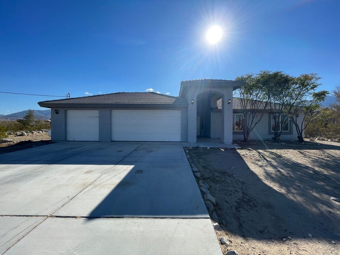 Foto principal - LUCERNE VALLEY