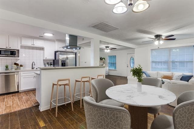 Foto del edificio - 4129 Winfield Ave