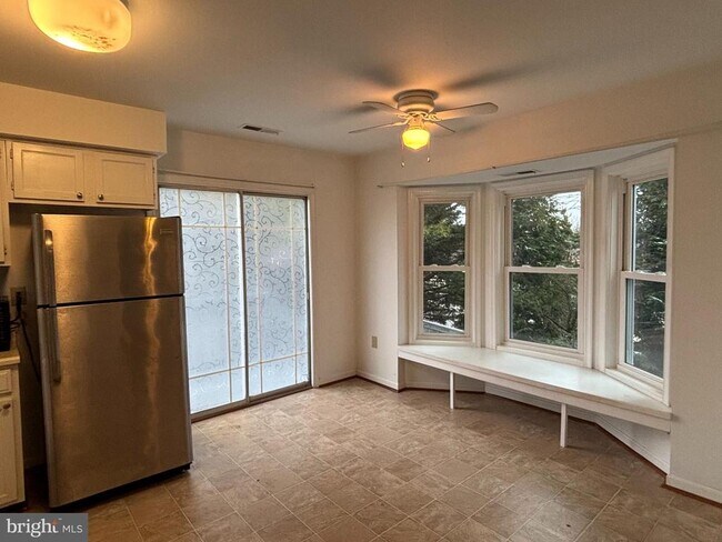 Foto del edificio - 520 W Liberty St