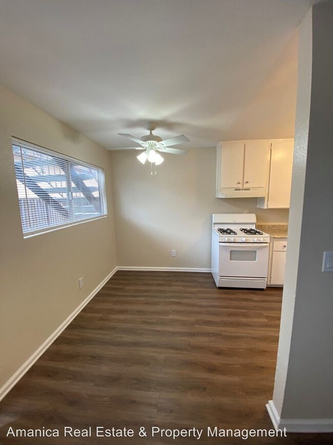Building Photo - 2030 S 43rd St