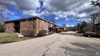 Building Photo - 79 Fountain Ln