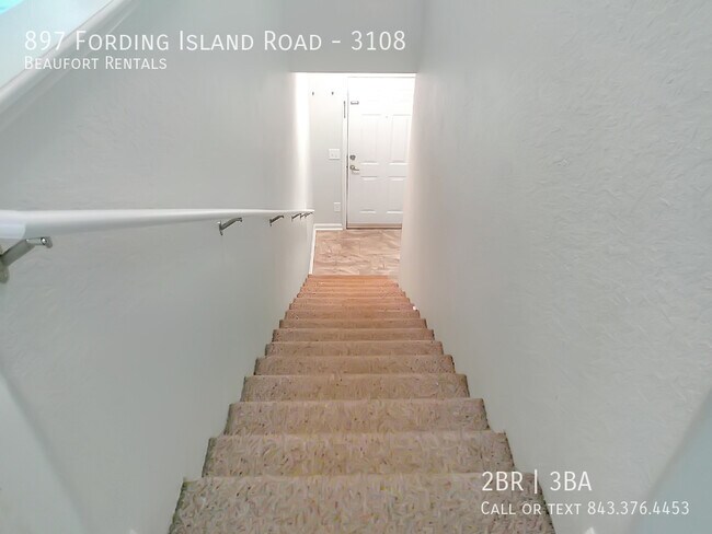 Foto del edificio - 897 Fording Island Rd