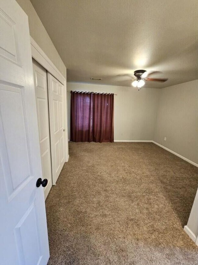 Building Photo - For Rent: Cozy 4-Bedroom Home in Merced, CA