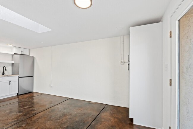 Foto del edificio - 1320 E Hampton St