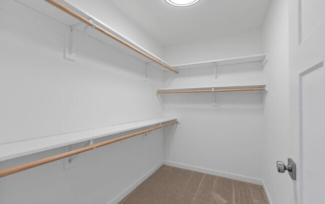 Foto del edificio - 257 Binsfeld St