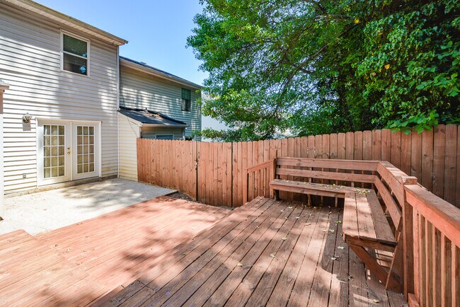 Foto del edificio - 1422 Springleaf Cir SE