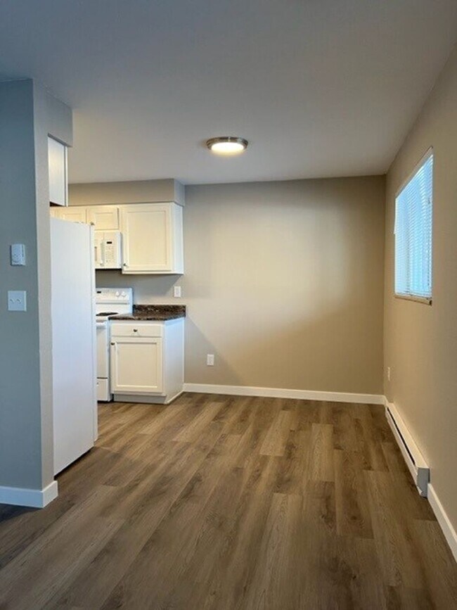 Foto del edificio - 2330 Greeley Dr