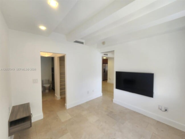 Building Photo - 1390 Ocean Dr