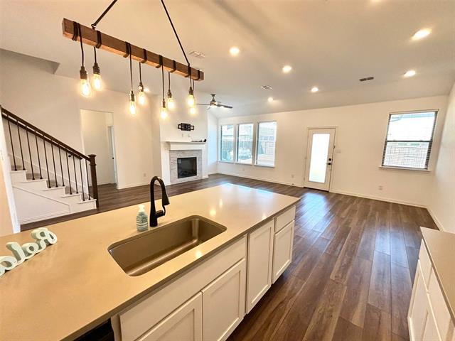 Foto del edificio - 512 Virginia Wy