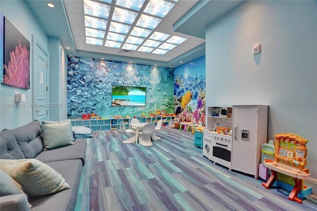 Foto del edificio - 20201 E Country Club Dr