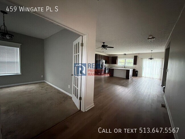 Foto del edificio - 459 Wingate Pl
