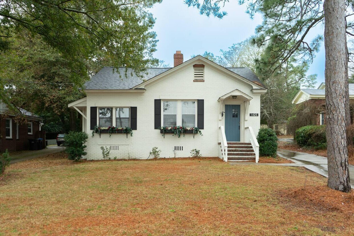 Primary Photo - 1425 Troupe St