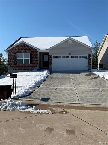 Primary Photo - 312 Stone Village Dr