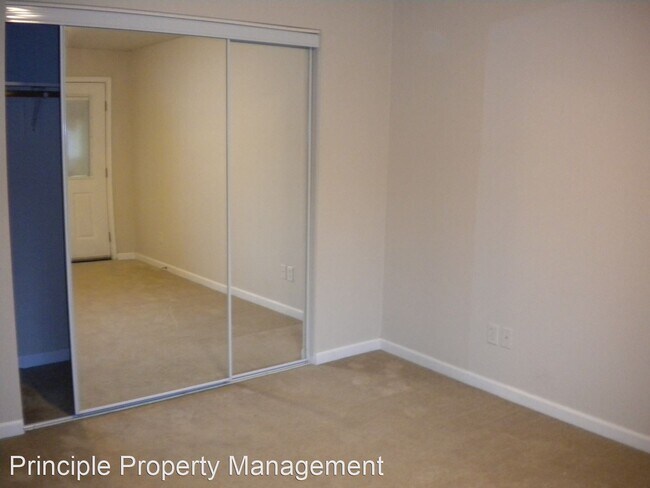 Building Photo - 2 br, 2 bath Apartment - 2920 Matt Drive