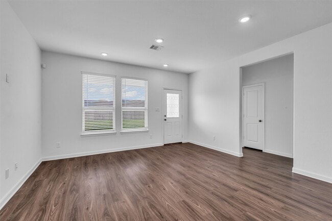 Building Photo - 2534 Blazing Star Dr