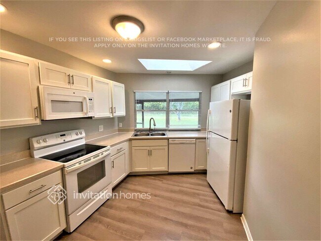 Foto del edificio - 1025 St Johns St SE