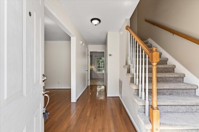 Building Photo - 3431 Laurelwood Trail