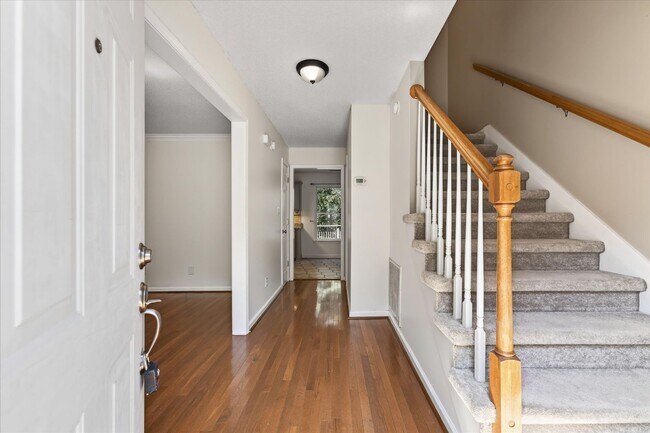 Foto del edificio - 3431 Laurelwood Trail
