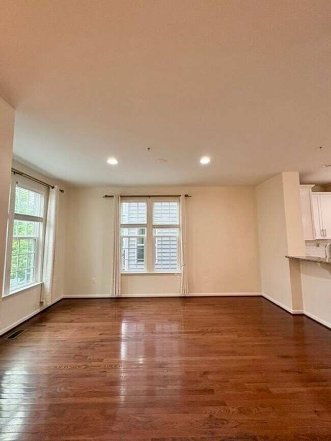 Foto del edificio - 12227 Majestic Maple Dr