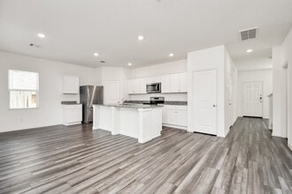 Building Photo - 7802 Hightree Dr
