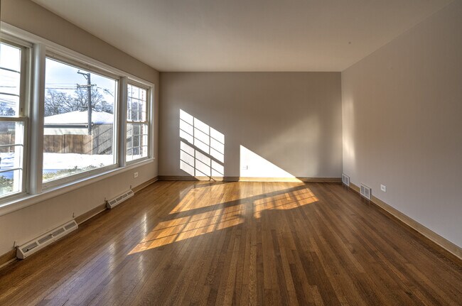 Foto del edificio - 718 1/2 N Western Ave