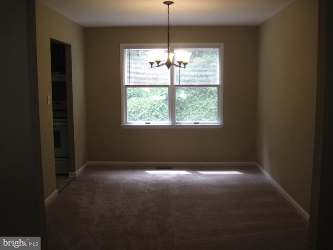Foto del edificio - 9222 Woodcreek Ct