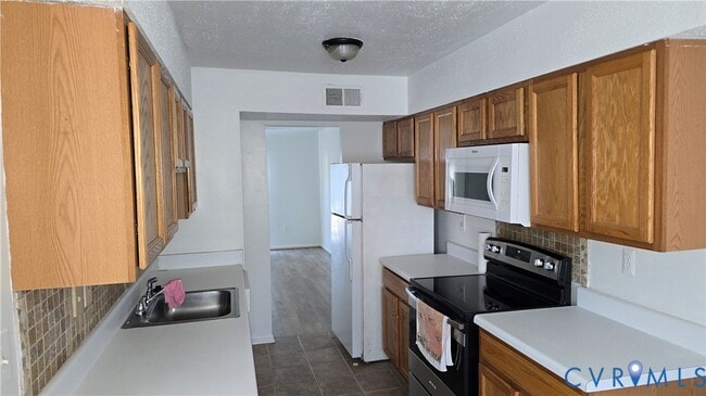 Building Photo - 1501 Ivymount Rd