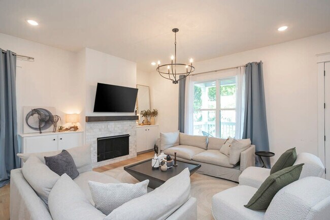 Foto del edificio - 106 Walnut Hill Dr