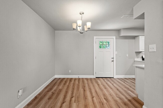 Building Photo - 3438 Tioga St