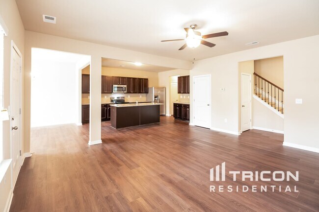 Foto del edificio - 189 Stillwood Dr