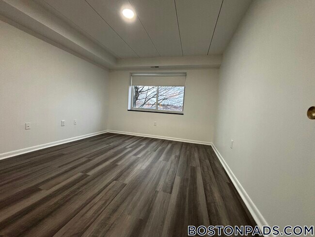 Foto del edificio - 51 Hill Rd