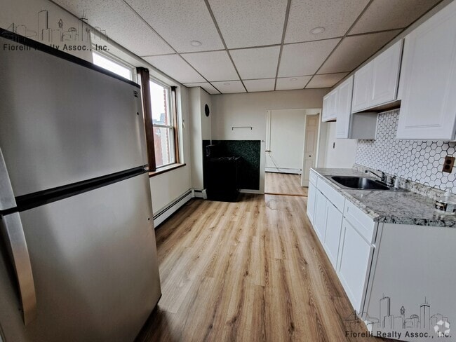 Building Photo - 274 North St