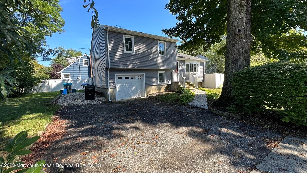 1 Salisbury Ave, Middletown Township, NJ 07748 House Rental in