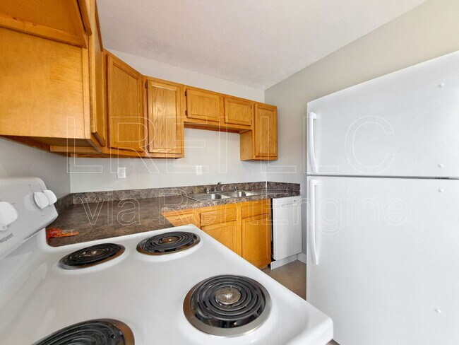 Foto del edificio - 8801 Malvern Hill Rd