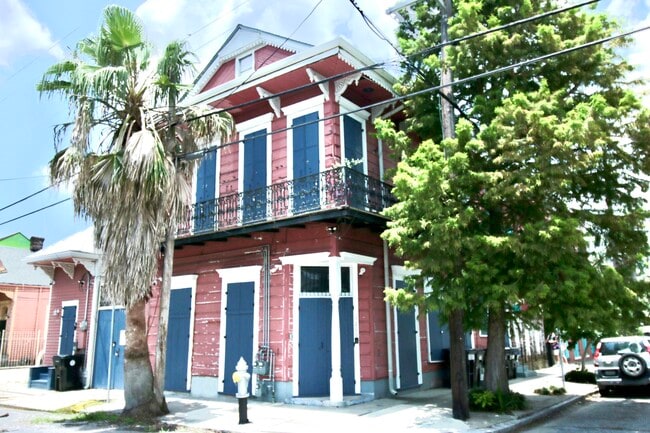 Building Photo - 1200 Ursulines Ave
