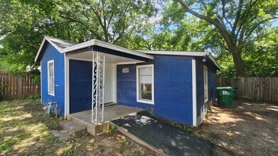 Building Photo - 620 Uland St