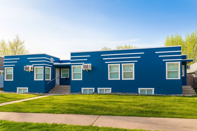 Foto del edificio - AFFORDABLE 3 BEDROOM, FULLY REMODELED!