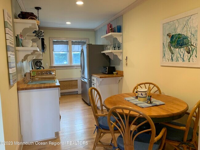 Building Photo - 310 Maryland Ave