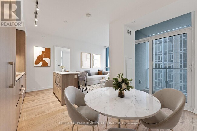 Building Photo - 1 Yorkville Ave